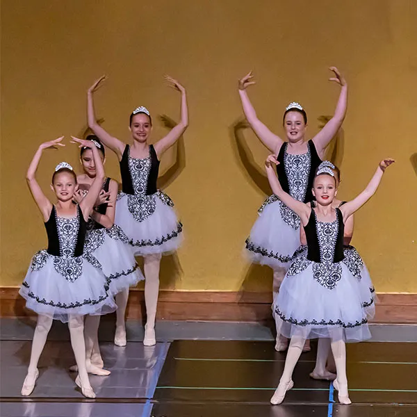 Every Dancer Has a Future At Just Dance!​img